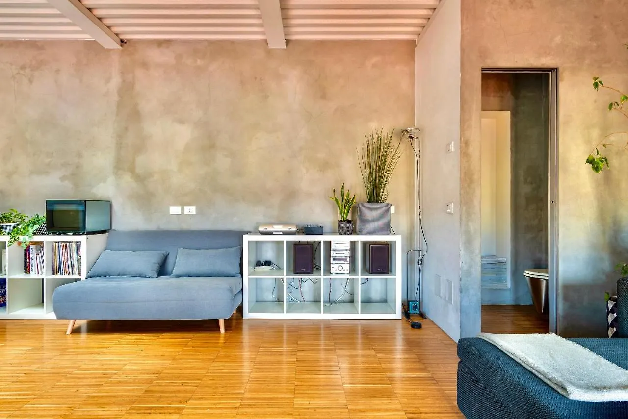 شقة Irripetibile Open Space Su 2 Piani, Milano Centro